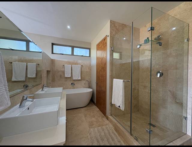 3 BEDROOM CLUSTER FOR SALE IN ZIMBALI ESTATE